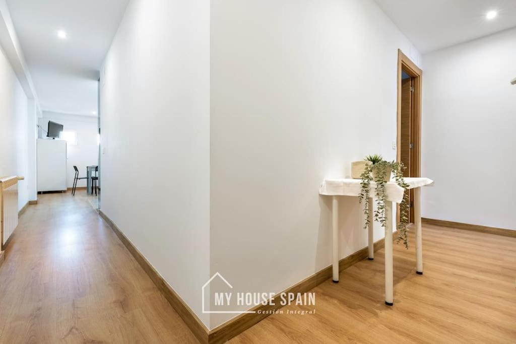 Myhousespain - Luminoso Y Amplio Piso En El Centro 기욘 외부 사진