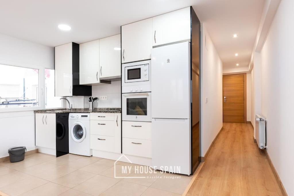 Myhousespain - Luminoso Y Amplio Piso En El Centro 기욘 외부 사진